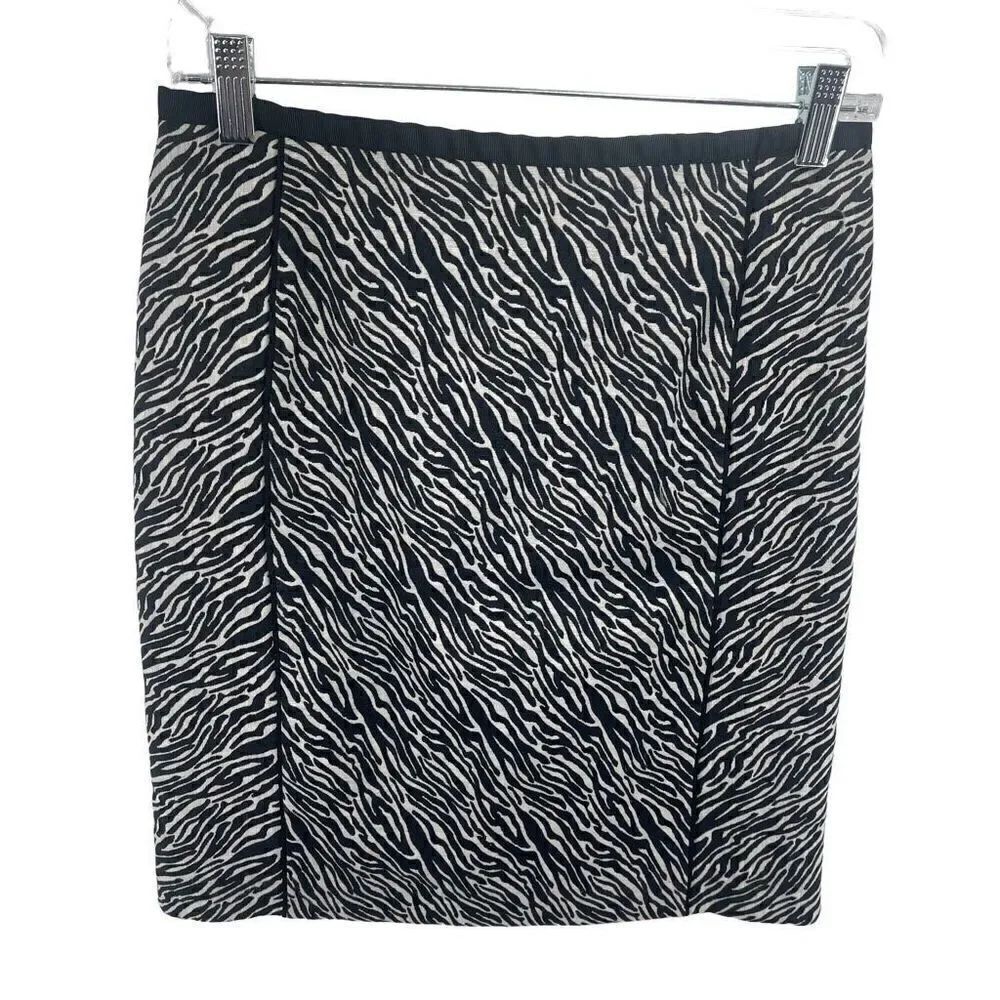 H&M Women's Pencil Skirt Straight Mini Animal Print Zip Black White zebra 6